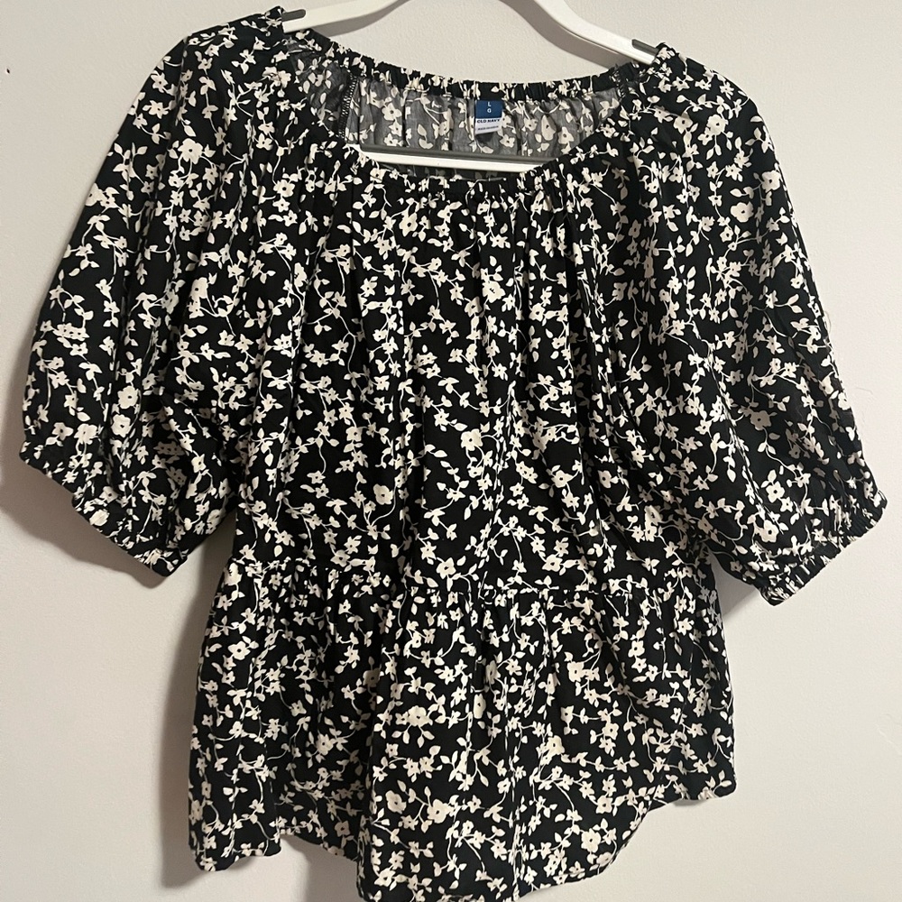 Old Navy Women’s Blouse (L)